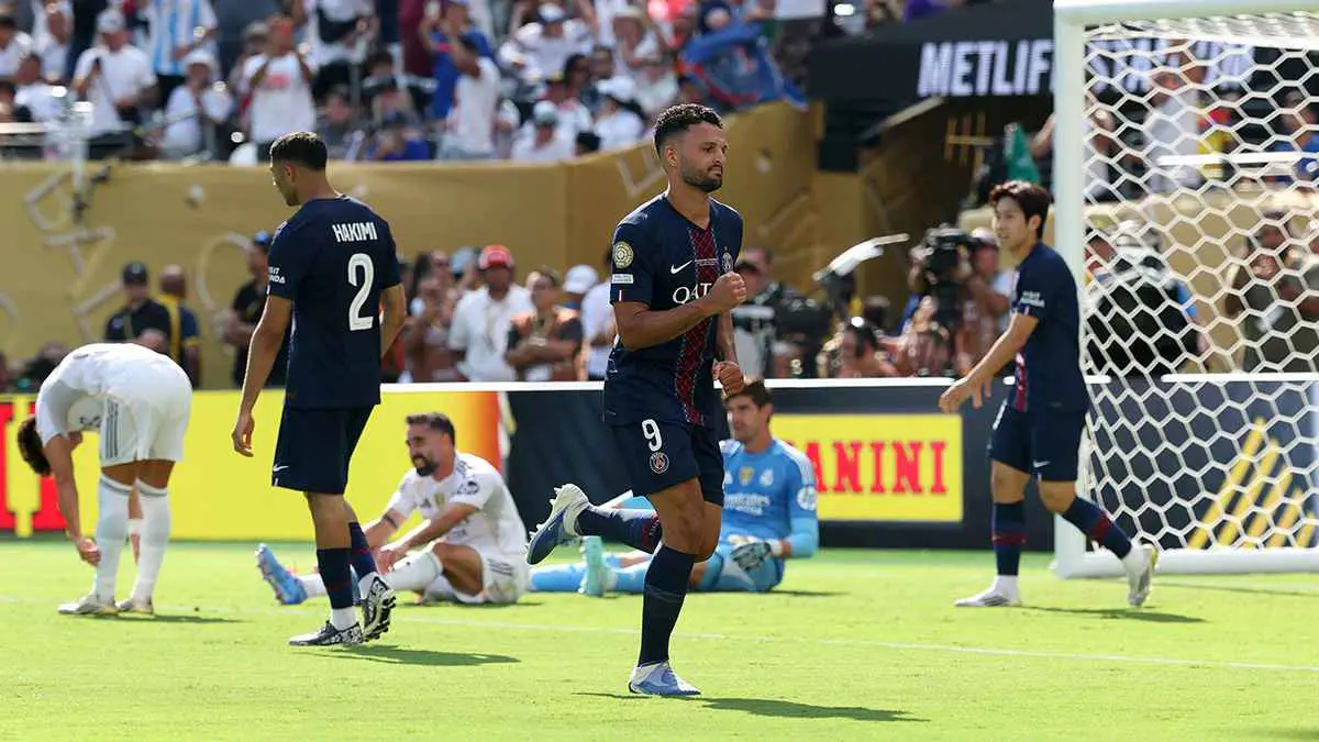 قبل ساعات من النهائي.. كيف "يلتهم" باريس سان جيرمان منافسيه؟