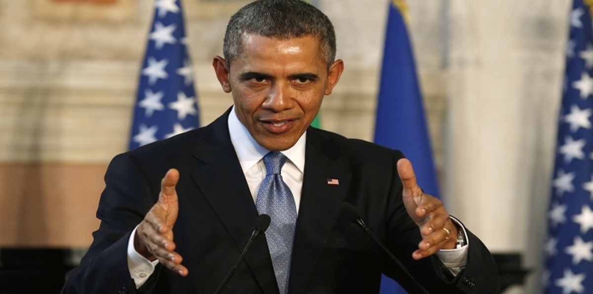 أوباما ينتقد انتشار الأسلحة في أمريكا بعد هجوم دالاس