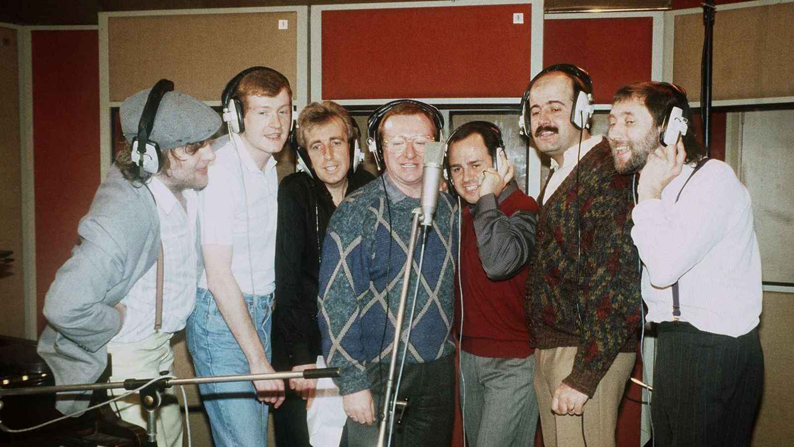 "Band Aid"يعود بعد 40 عاما.. أصوات جديدة وأهداف قديمة من أجل أطفال إثيوبيا