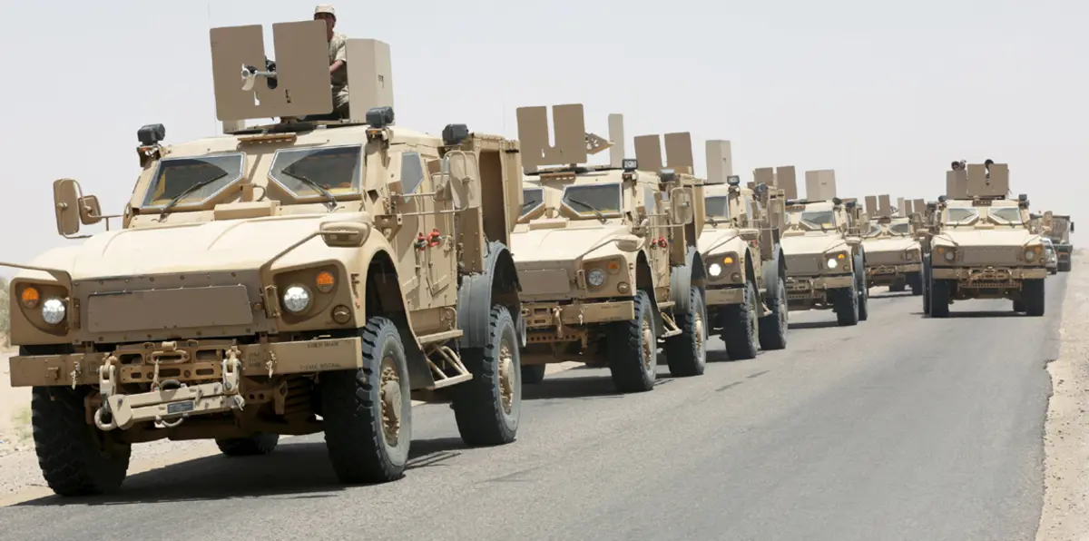 التحالف العربي يدفع بتعزيزات عسكرية إلى جبهة مأرب