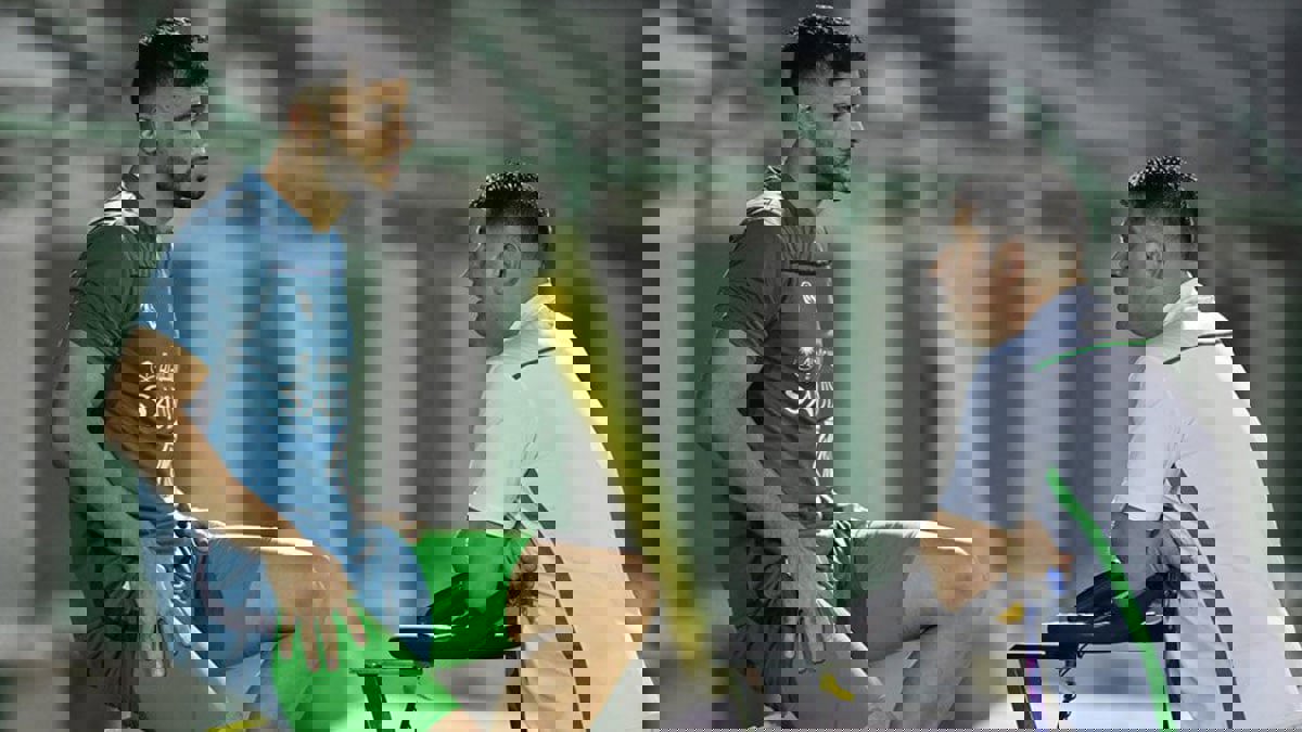 تقرير: إدارة النادي الأهلي السعودي تجتمع مع عمر السومة لثنيه عن الرحيل