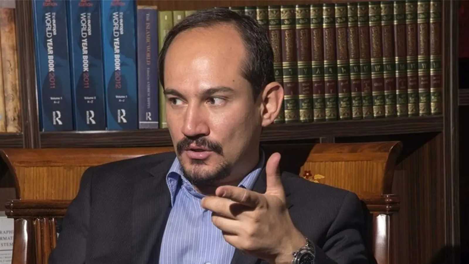 نجل المستشار العسكري لخامنئي يلمّح لاحتمال اغتيال المرشد (فيديو)