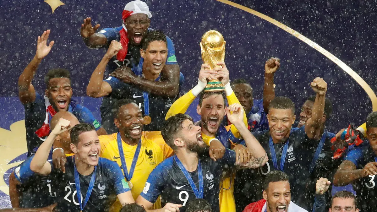 تشافي هيرنانديز: منتخب فرنسا لم يكن ممتعًا في كأس العالم 2018