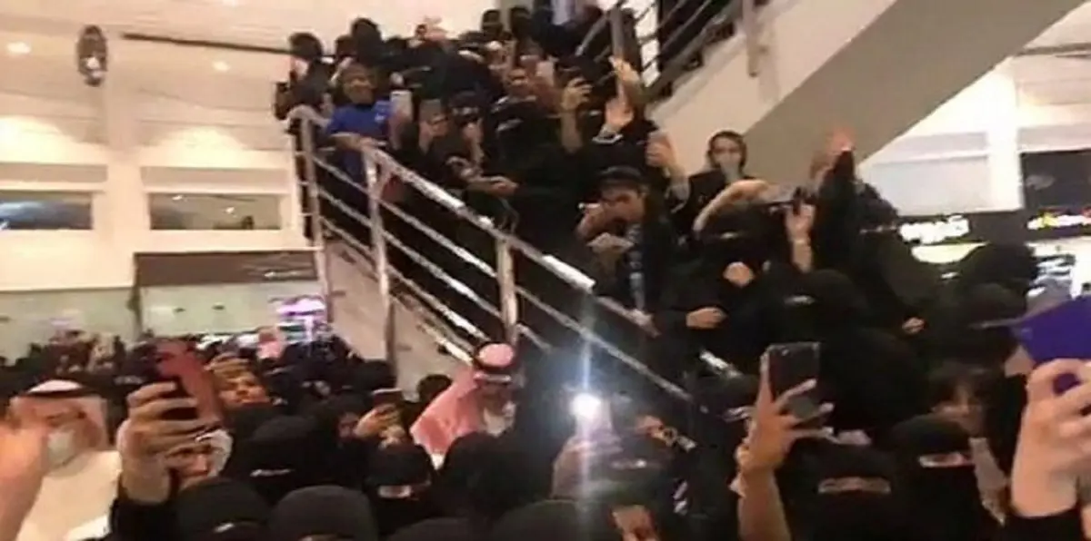 بماذا علقت "الدكتورة خلود" على حادثة مول الطائف بالسعودية؟ (فيديو)