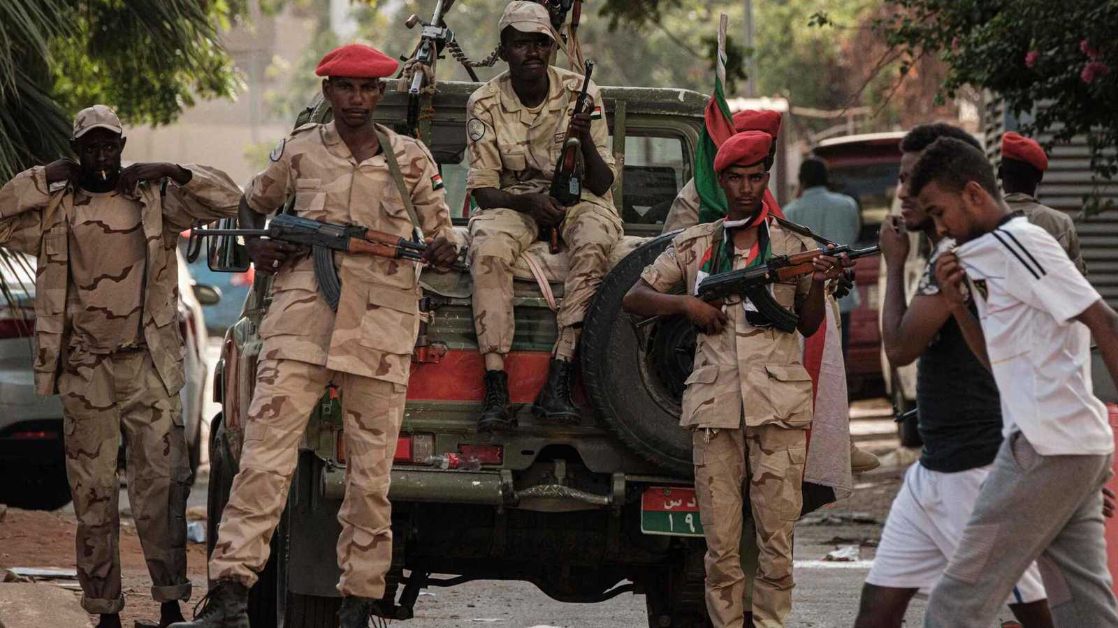 "الدعم السريع" تدين قصف قوات بورتسودان معبر أدري الإنساني (فيديو)