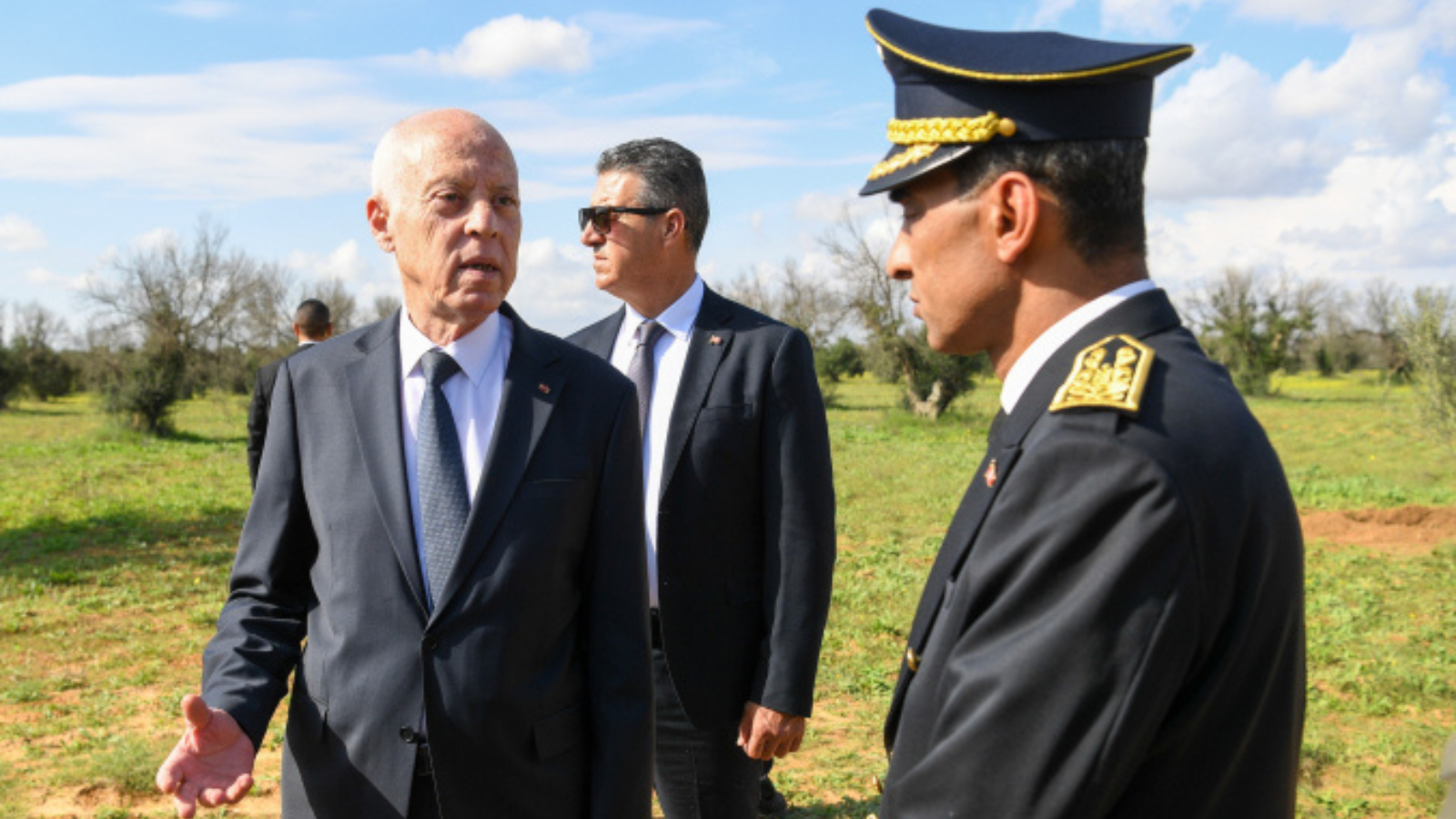 مع زيارات سعيد.. هل تستعيد الحرب على الفساد في تونس زخمها؟