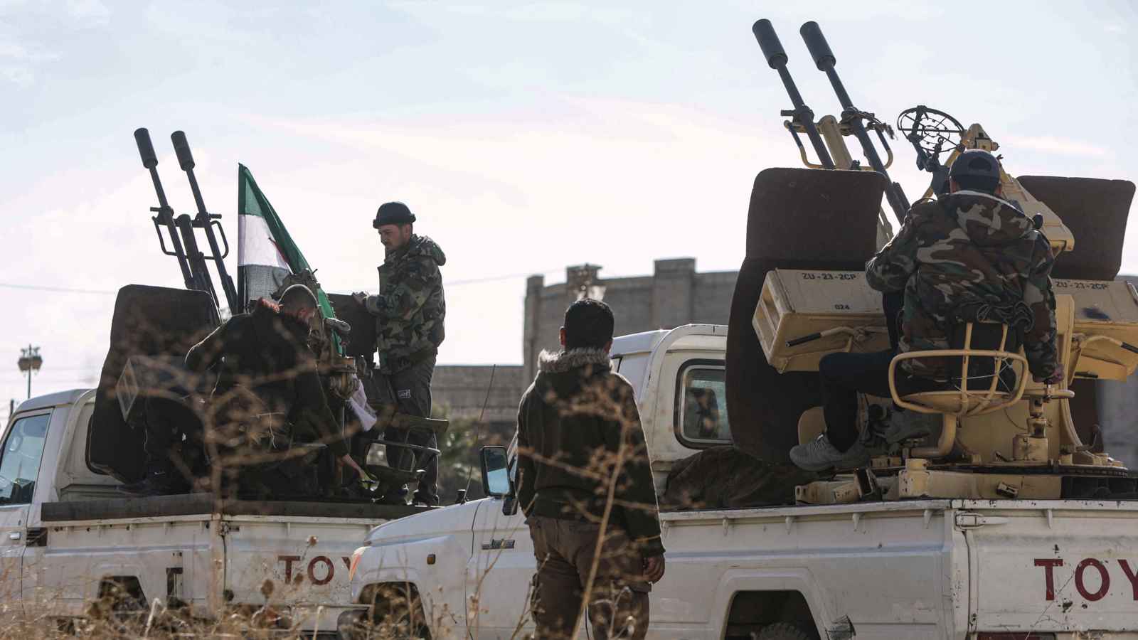 السلطات السورية توجه النداء الأخير لحاملي السلاح في القنيطرة