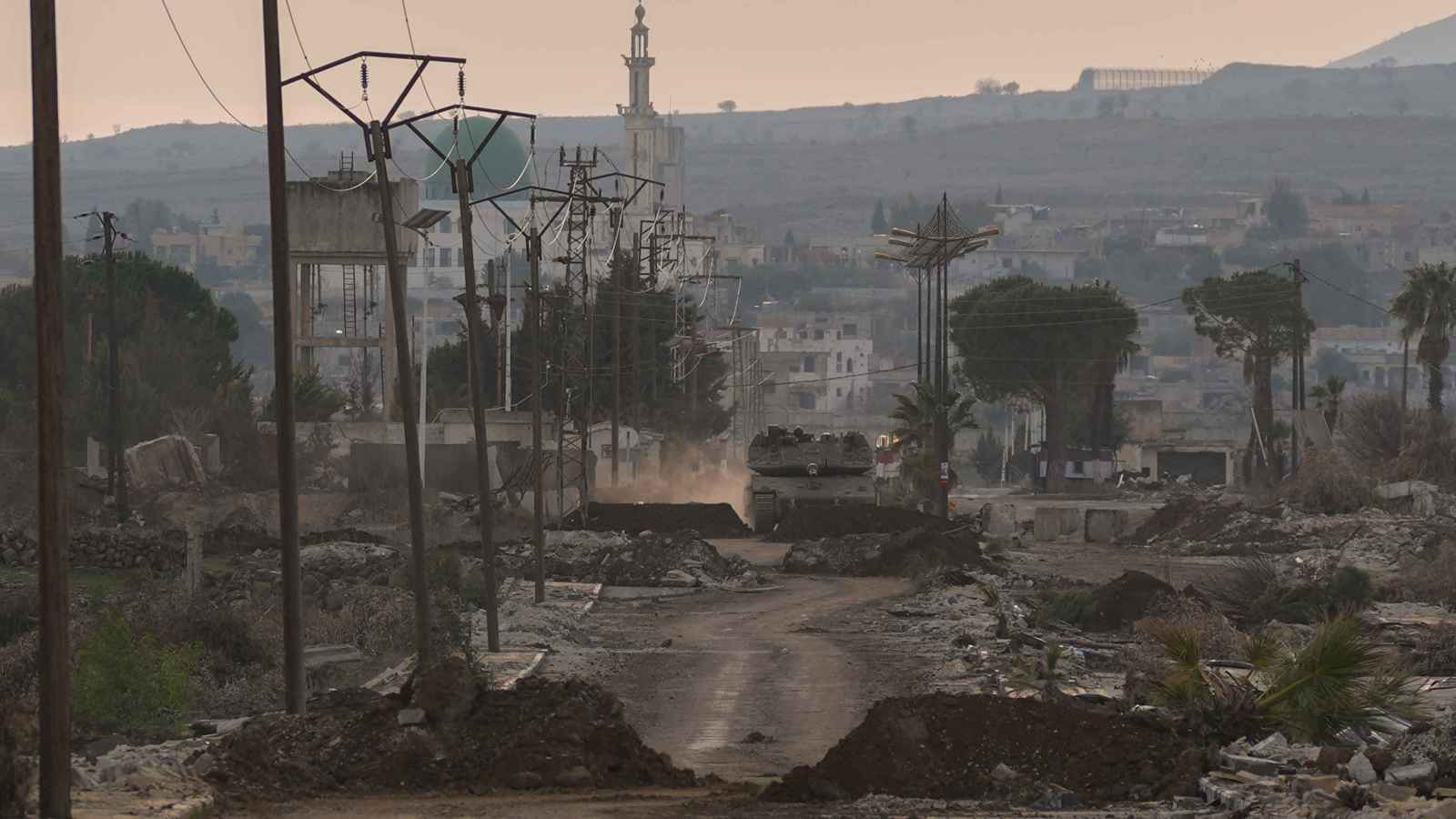 خبراء: مساع أمريكية لمفاوضات "غير مباشرة" بين دمشق وتل أبيب