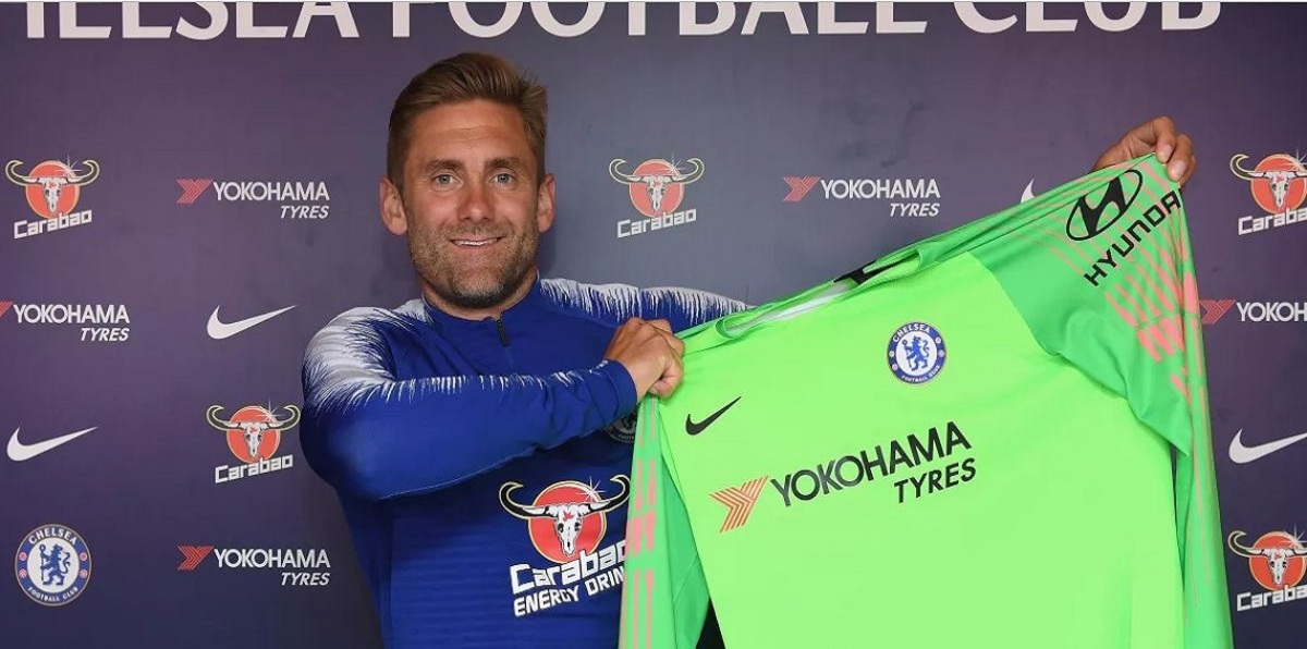 تشيلسي يضم الحارس روب جرين تمهيدًا لرحيل تيبو كورتوا (فيديو)