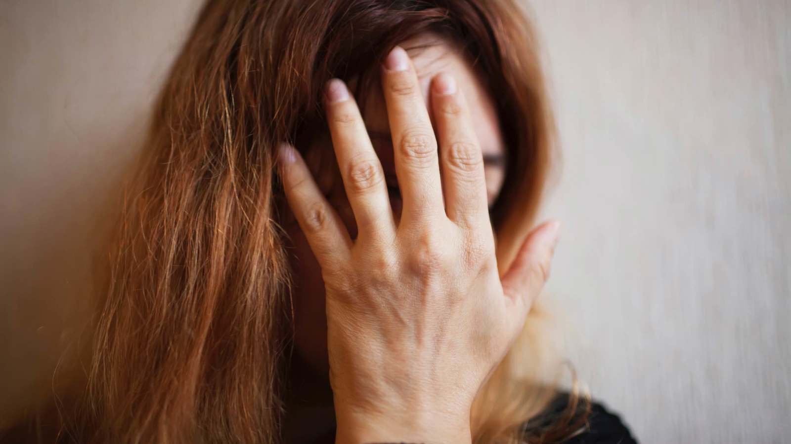 فتاة مصرية تروي تفاصيل صادمة دفعتها للتحول إلى "ذكر"