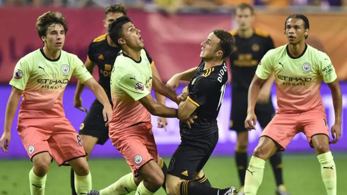 باتريسيو يتصدى لمحاولات مانشستر سيتي ويمنح وولفرهامبتون الفوز بلقب بطولة ودية في آسيا (فيديو)