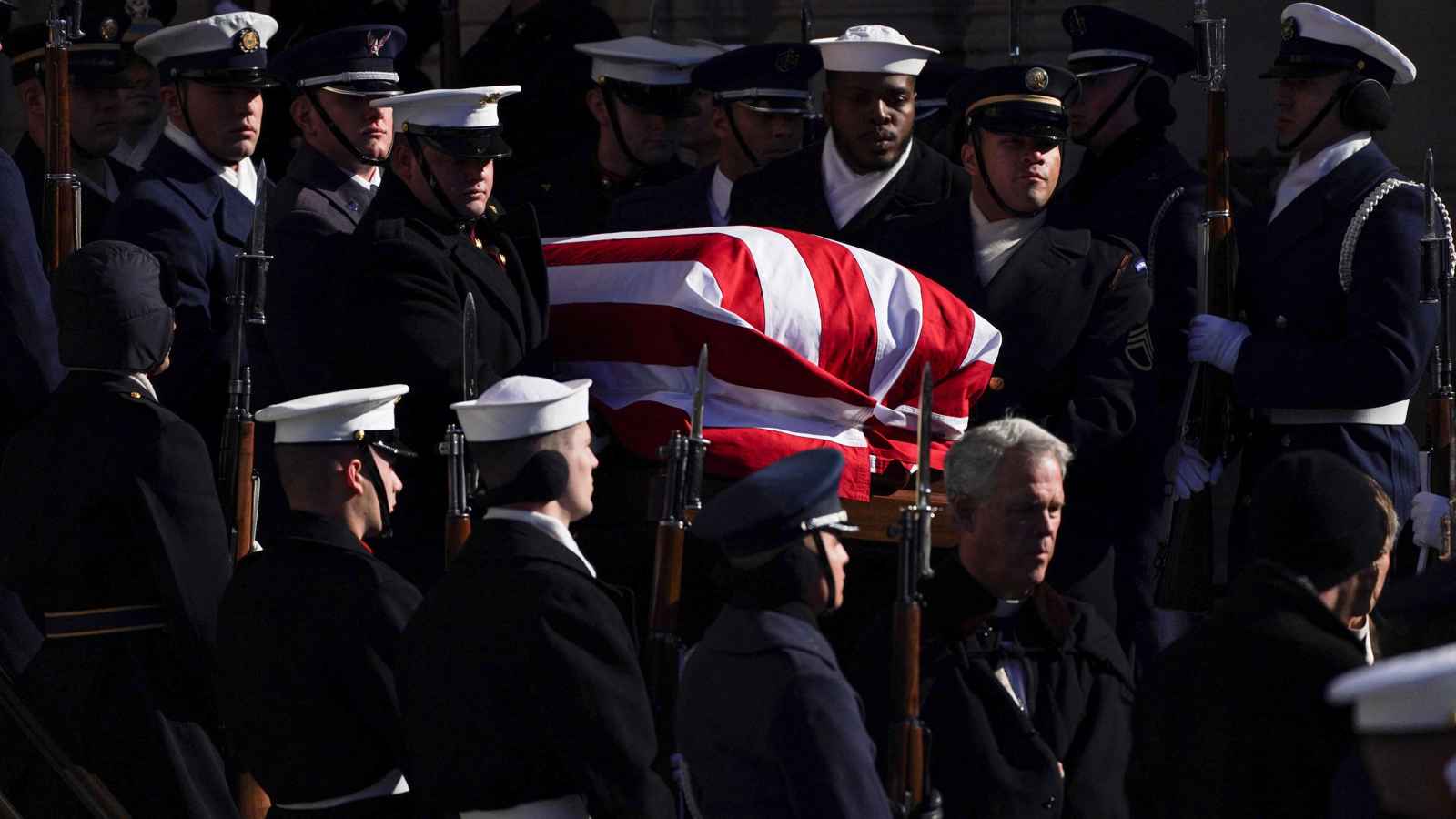 وداع كارتر.. لقاء "الغرماء والفرقاء" حول جثمان أطول رؤساء أمريكا عمراً