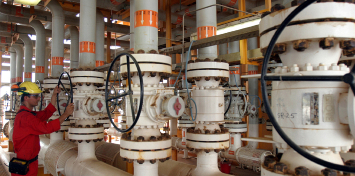 مستوى قياسي مرتفع لواردات الهند من النفط الإيراني في 2016