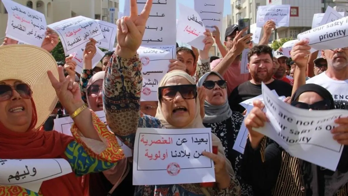 تونس.. تظاهرة تطالب بإجلاء مهاجري دول جنوب الصحراء