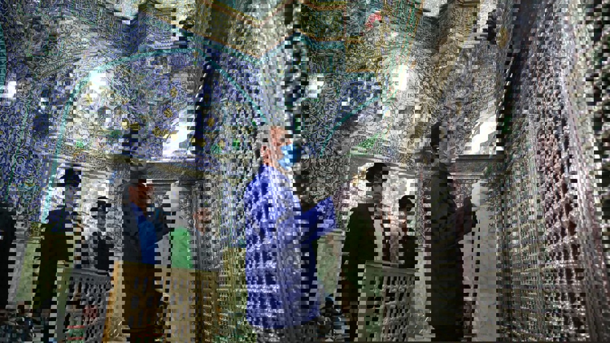 وفاة كل 10 دقائق بسبب كورونا في إيران