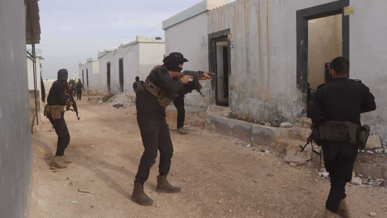 الأمن السوري يبدأ حملة ضد "داعش" في ريف حمص ردا على هجوم تدمر