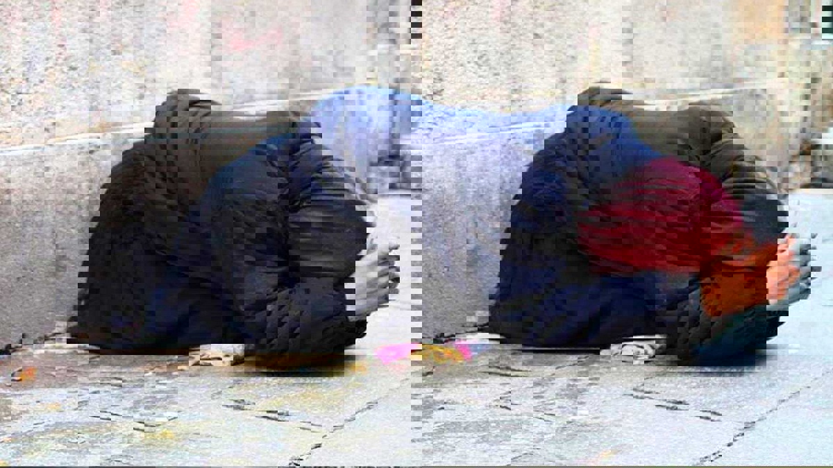  "متسولة" تملك حوالي مليون دولار تثير الجدل في لبنان 