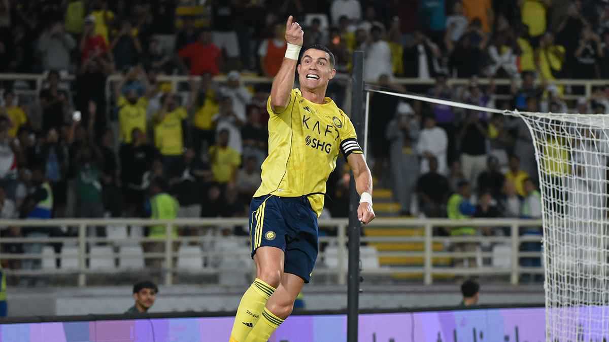 هل سيُحتسب هدف كريستيانو رونالدو في مرمى الوحدة ضمن رصيده نحو الهدف 1000؟ 