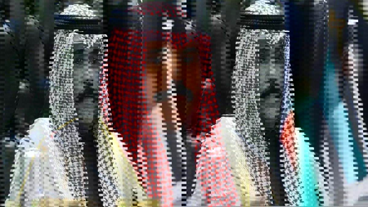 أمير الكويت يقبل استقالة الحكومة‎