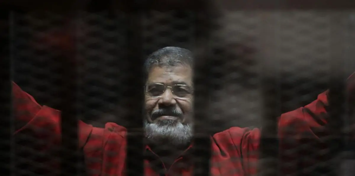 مصر.. رفض طعن محمد مرسي وآخرين في قضية "إهانة القضاء"