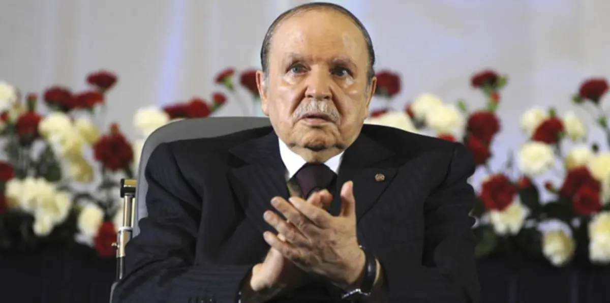 بوتفليقة يرد على شائعة وفاته بـ"اللعب" على وتر الوطنية والاستعمار