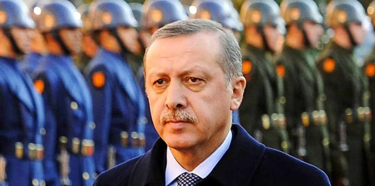 أردوغان يقترح وضع قيادة الجيش والمخابرات تحت سلطته