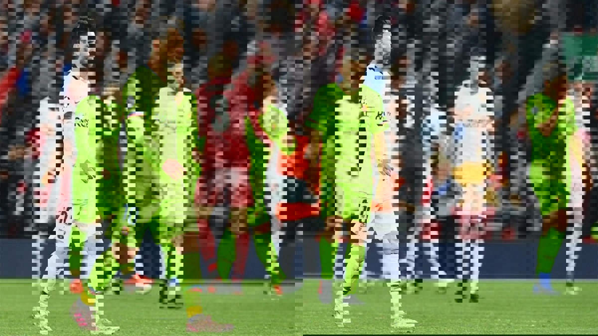 أزمة داخل غرفة ملابس برشلونة بعد كارثة أنفيلد