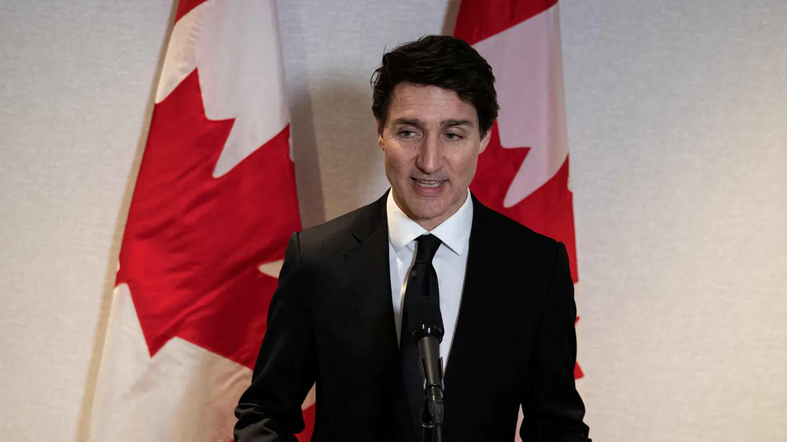 ترودو: "ضم كندا" تكتيك لتشتيت الانتباه عن "جمارك ترامب"