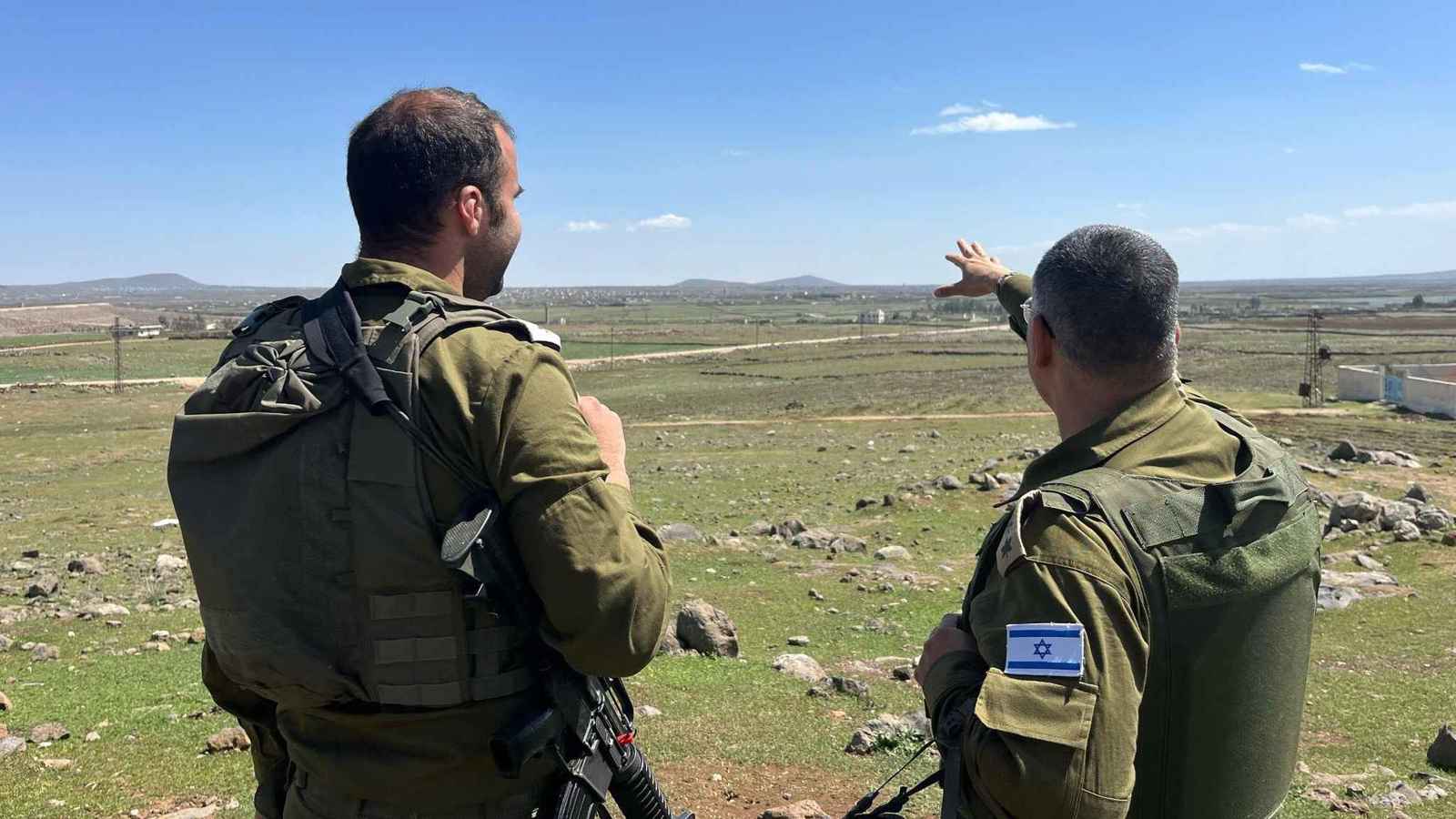 إسرائيل تُحكم قبضتها على جنوب سوريا بـ15 قاعدة عسكرية