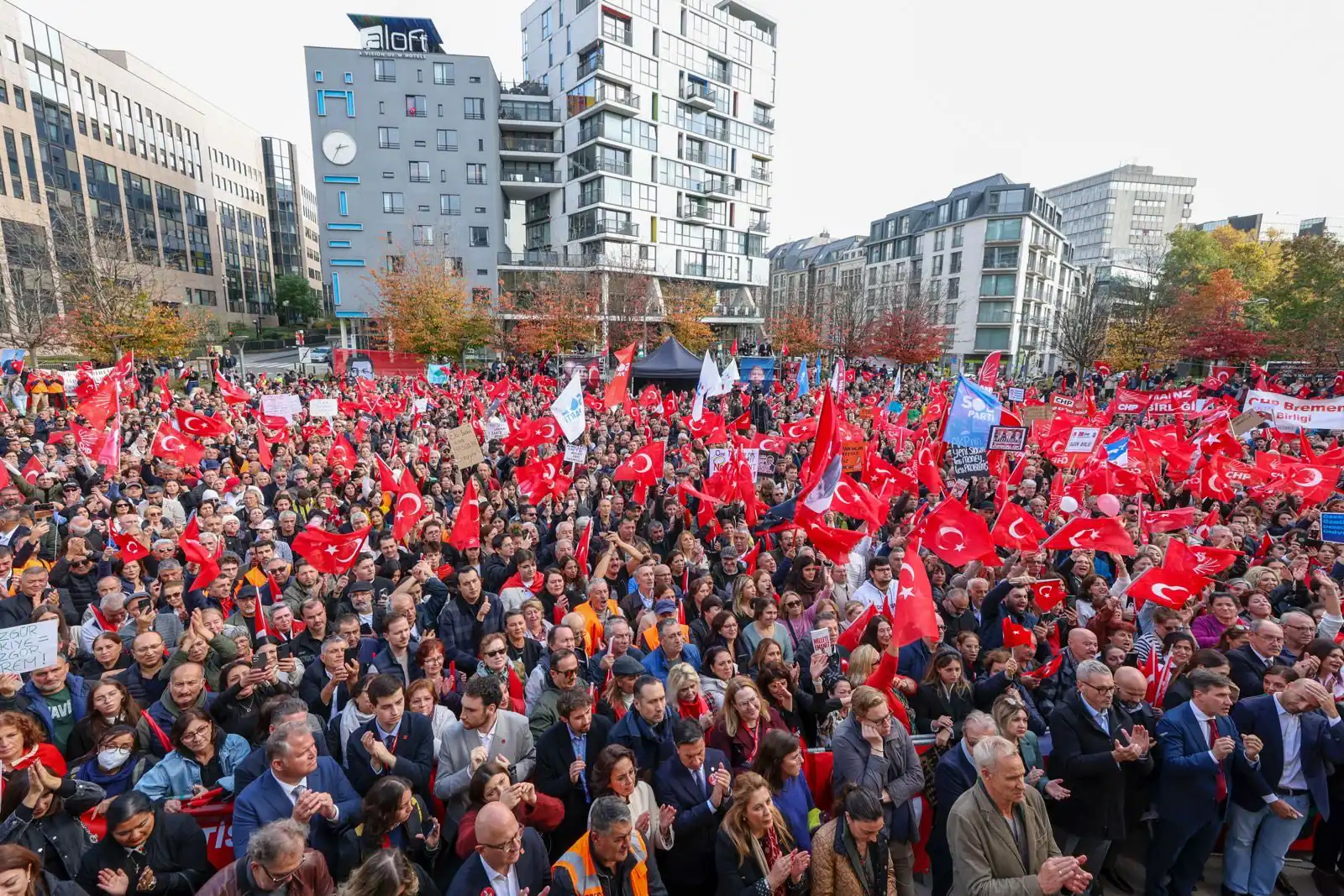 مناصرو حزب الشعب التركي في بروكسل