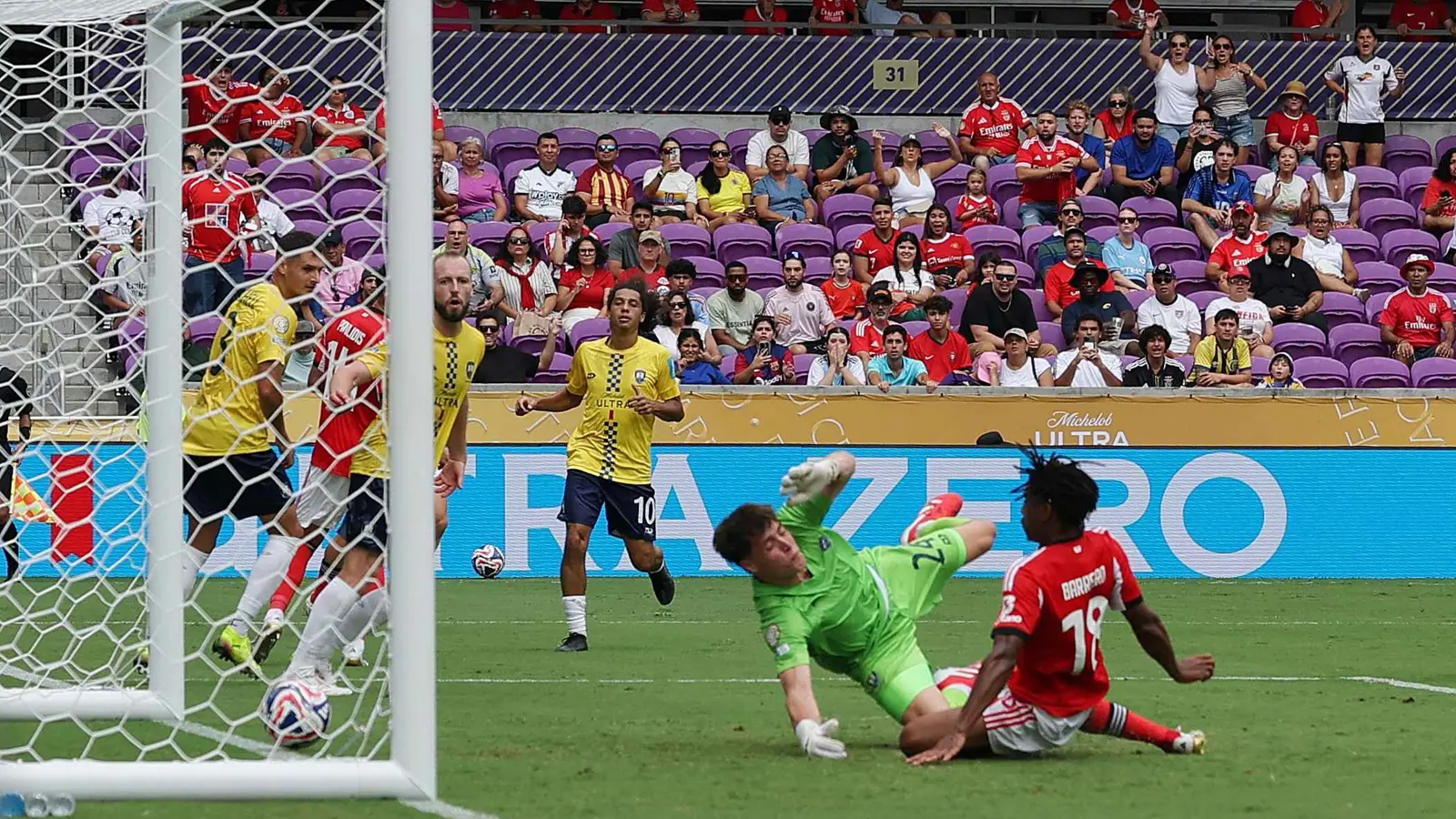 تلقى سداسية من بنفيكا.. أوكلاند يعمّق أزمة الفيفا في مونديال الأندية