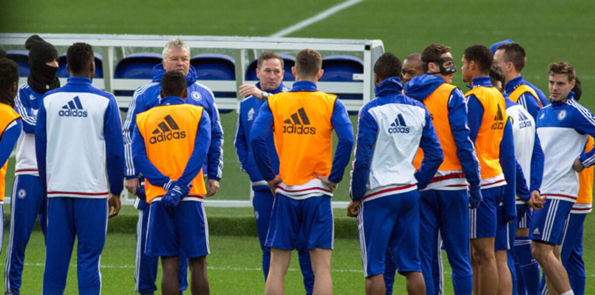  هيدينك: فابريجاس لن يترك تشيلسي في يناير