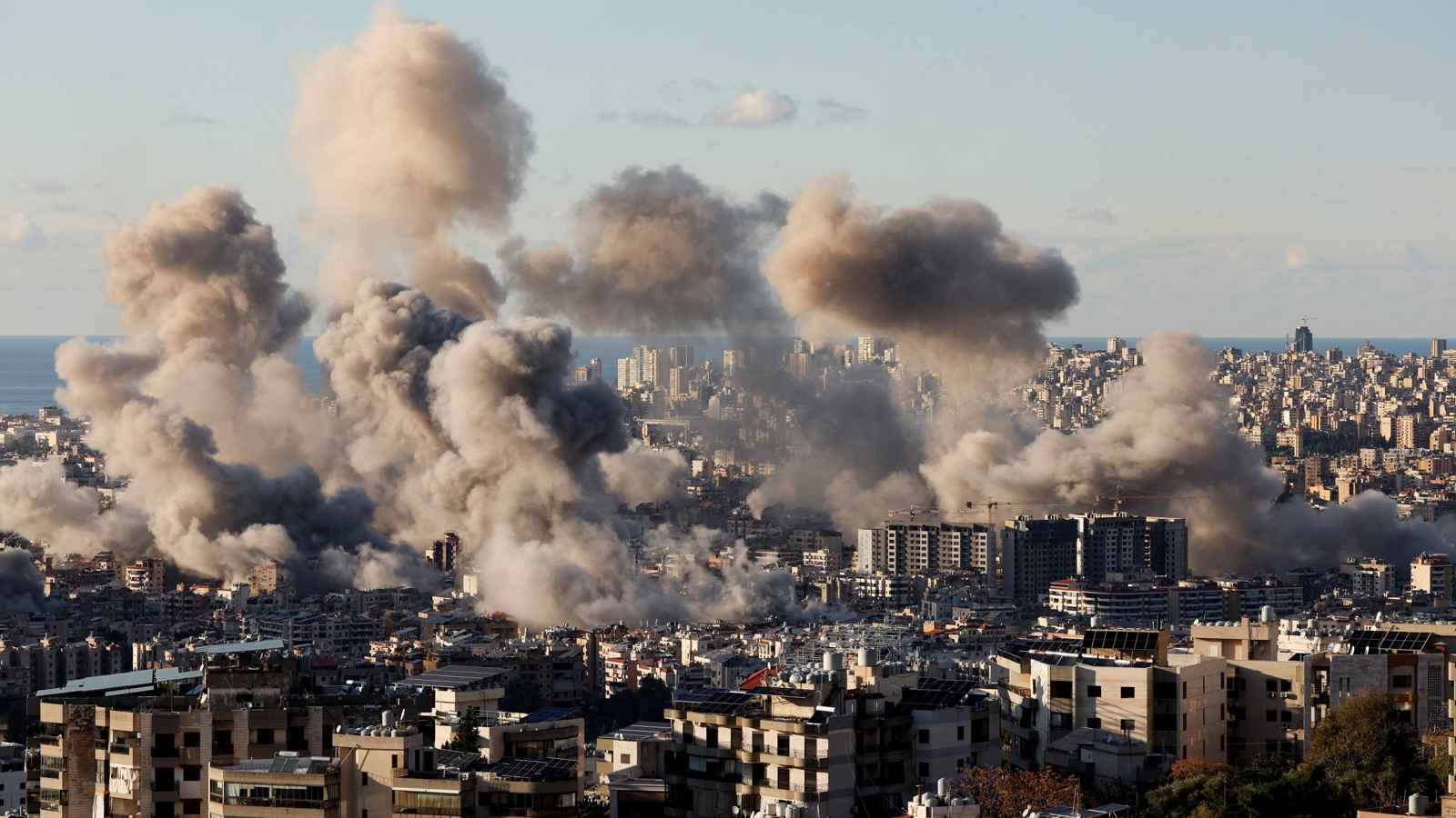 طال 20 موقعا.. إسرائيل تشن الهجوم الأعنف على ضاحية بيروت (فيديو)