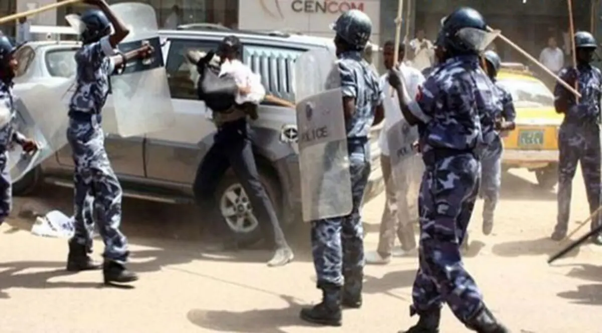 "العفو الدولية" تنتقد "عنف" الشرطة السودانية