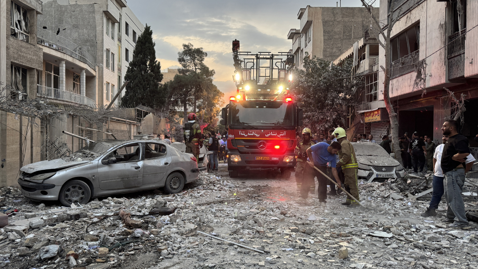 "الطابور الخامس" في قلب إيران.. من يقوده لصالح إسرائيل؟