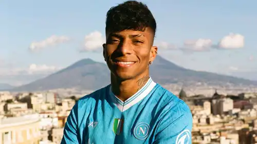 أليسون سانتوس لاعب نادي نابولي