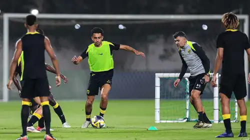 سيرجيو كونسيساو في تدريبات الاتحاد السعودي