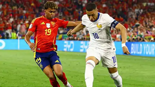 لامين يامال ومبابي