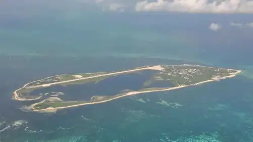  جزر براتاس من الجو