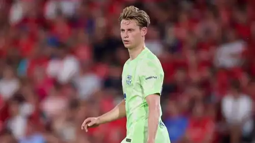 فرينكي دي يونغ نجم برشلونة