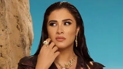 الفنانة المصرية ياسمين عبد العزيز