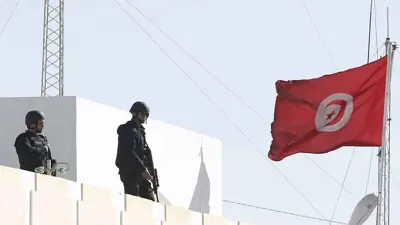 عناصر من الشرطة في تونس