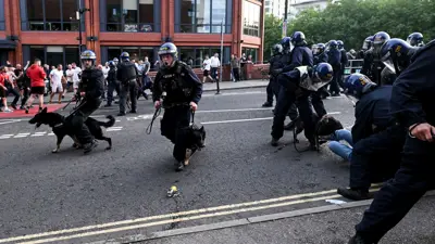 جانب من أعمال الشغب