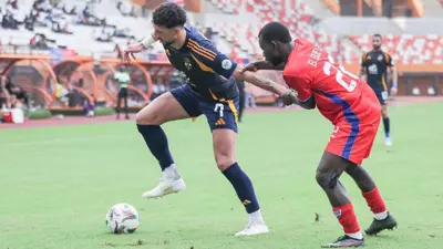 وسام أبو علي في مباراة الأهلي وستاد أبيدجان