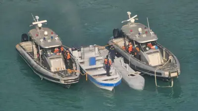 البحرية الكولومية لحظة ضبط الغواصة الذكية