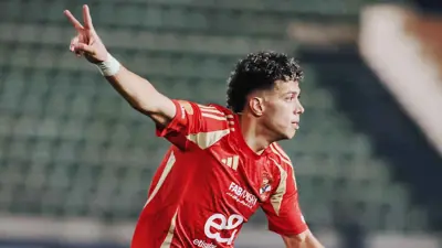 إمام عاشور نجم الأهلي المصري