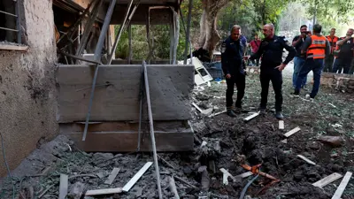 موقع قذيفة أطلقها حزب الله على شمال إسرائيل الخميس