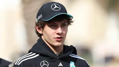 سائق مرسيدس الشاب أندريا كيمي أنتونيلي