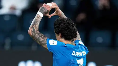 داروين نونيز مهاجم الهلال السعودي