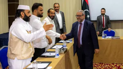 خالد المشري خلال استقبال وفود سياسية